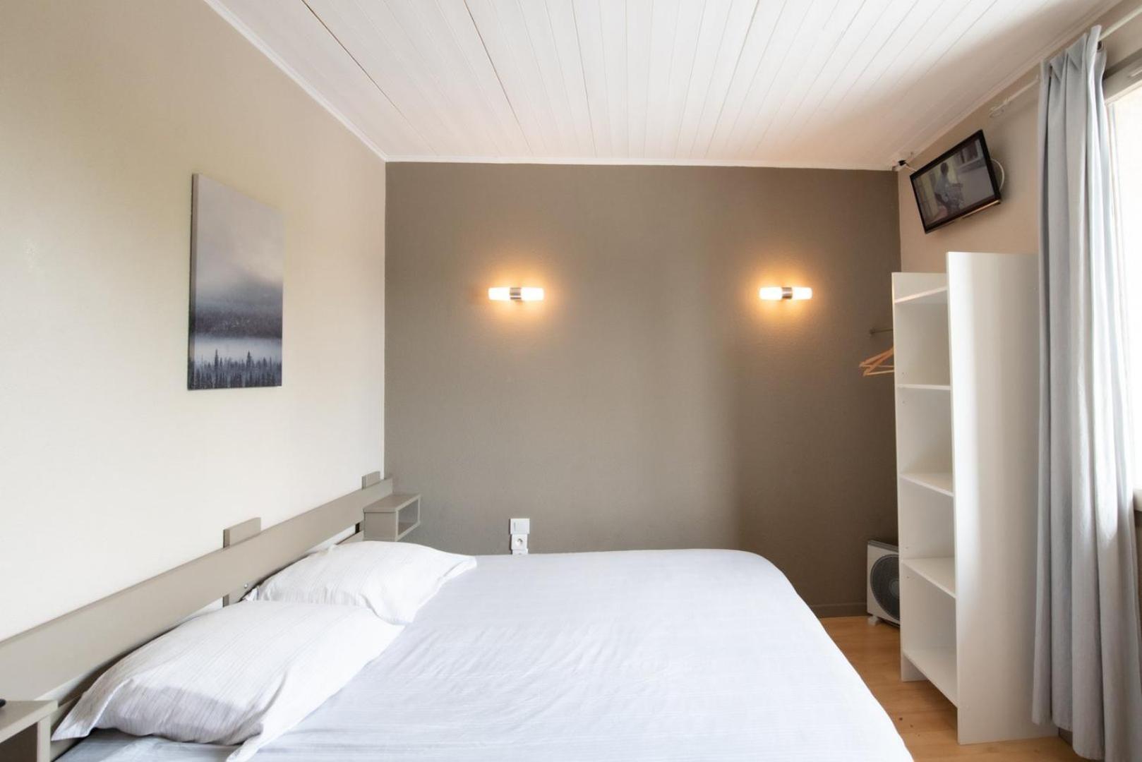Chez Jostel - Chambre 1 Genay  Экстерьер фото